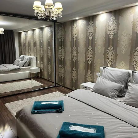 Ultracentral Cu Terasa Etaj Unu Ramnicu Valcea Exterior photo
