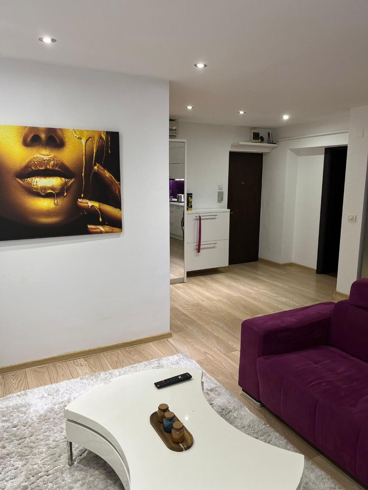 Ultracentral Cu Terasa Etaj Unu Apartament